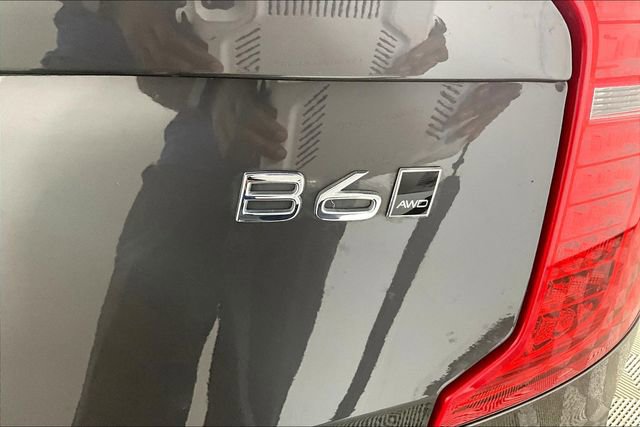 Used 2024 Volvo XC90 B6 Plus image 14