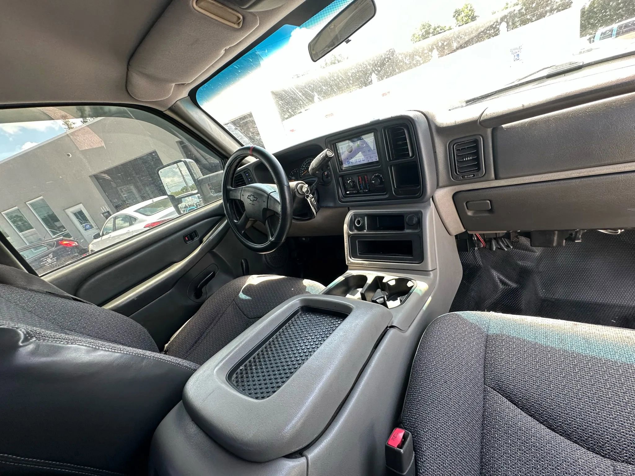 Used 2007 Chevrolet Silverado 2500 W/T w/ Heavy-Duty Power Package image 15