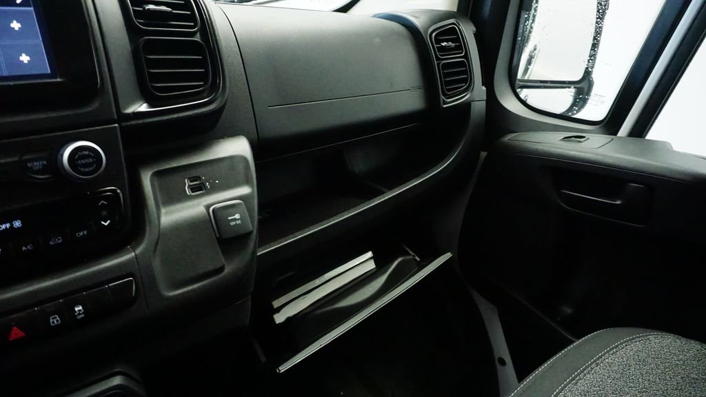 Used 2023 RAM ProMaster 2500 image 28