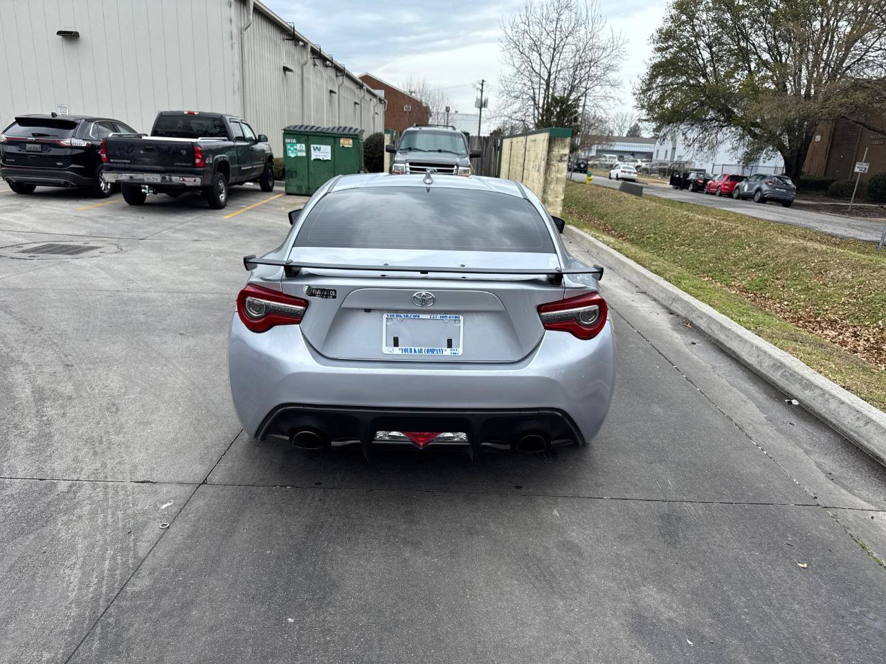 Used 2017 Toyota 86 image 9