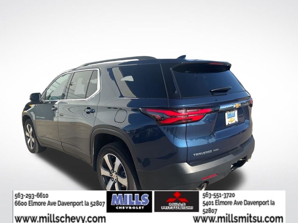 Used 2023 Chevrolet Traverse LT w/ LT Premium Package AWD/4WD image 7