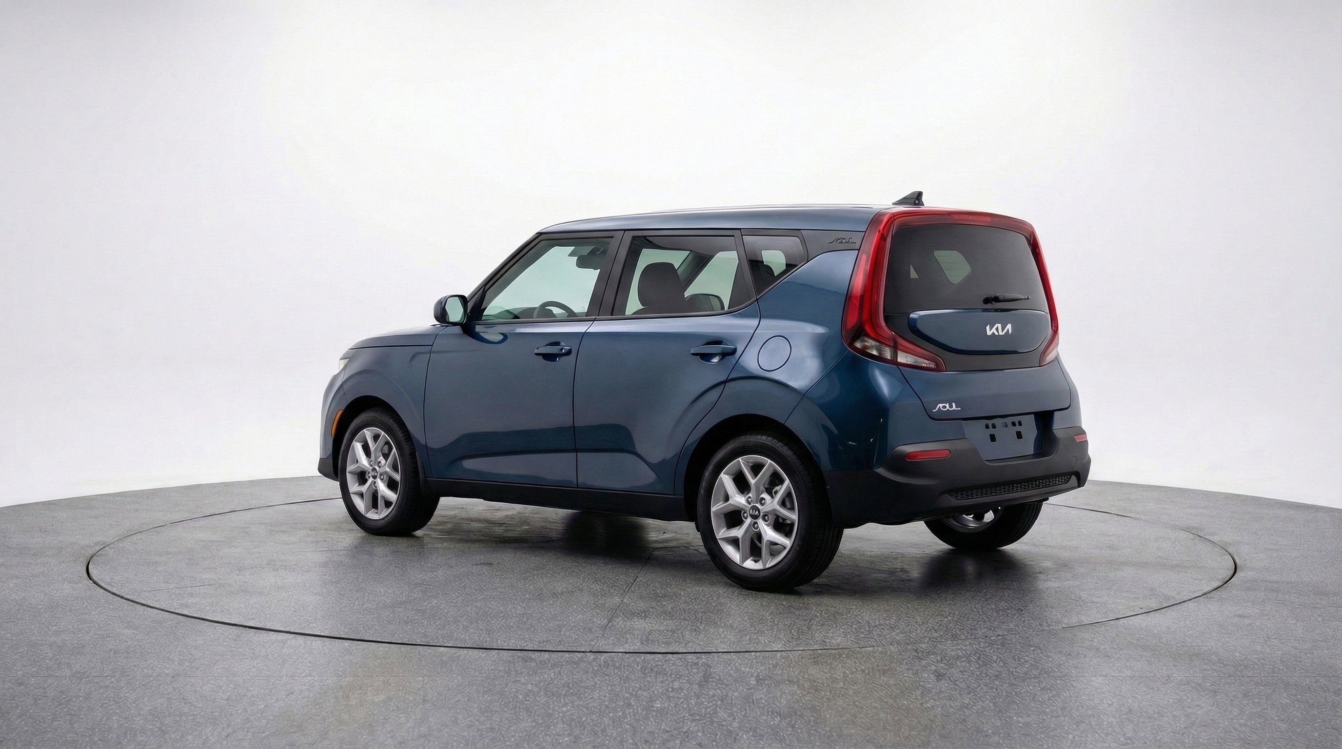 Used 2025 Kia Soul LX w/ LX Technology Package image 6