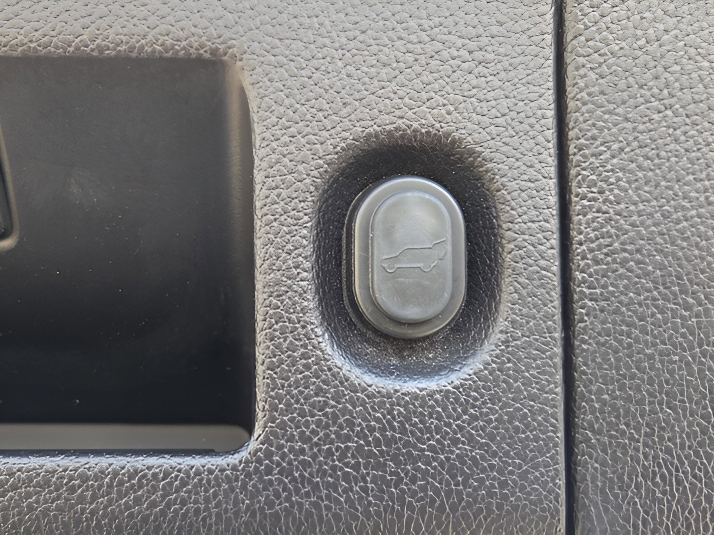 Used 2019 GMC Yukon Denali w/ Denali Ultimate Package image 27