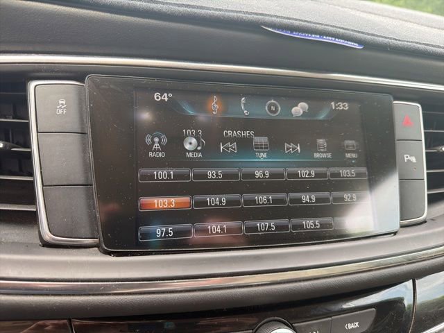 Used 2019 Buick Enclave Essence FWD image 13