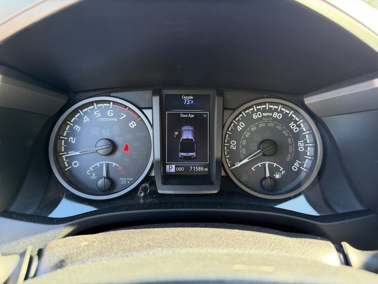 Used 2016 Toyota Tacoma TRD Sport w/ Towing Package RWD image 30