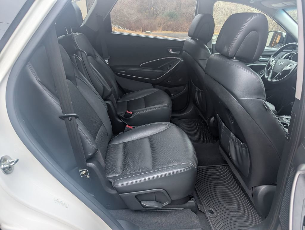 Used 2015 Hyundai Santa Fe Limited w/ Option Group 04 image 26
