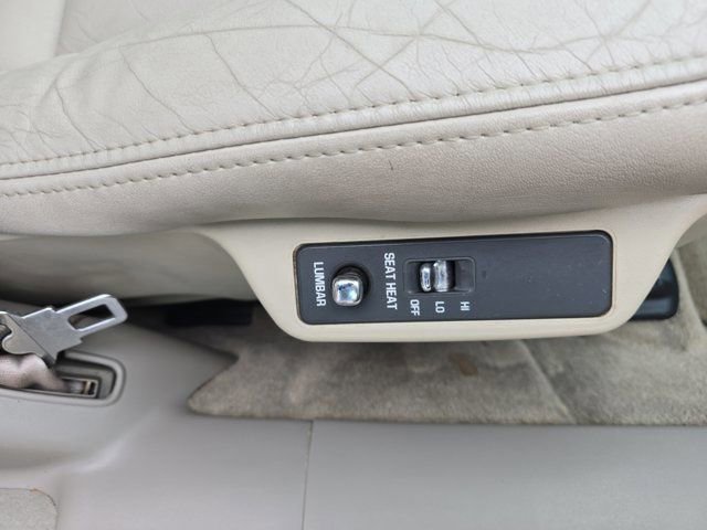 Used 1999 Cadillac De Ville w/ Comfort/Convenience Pkg FWD image 19
