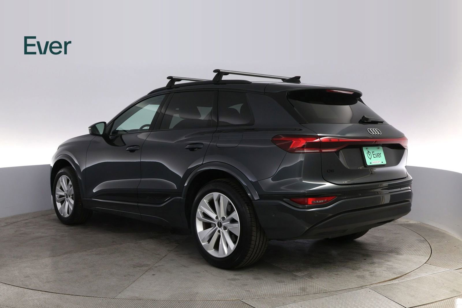 Used 2025 Audi Q6 e-tron Premium RWD image 17