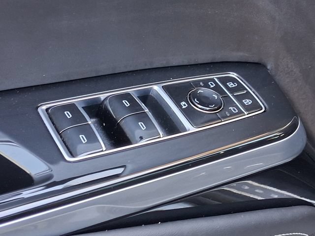 Used 2026 Cadillac Escalade Platinum Sport w/ LPO, Floor Liner Package RWD image 18