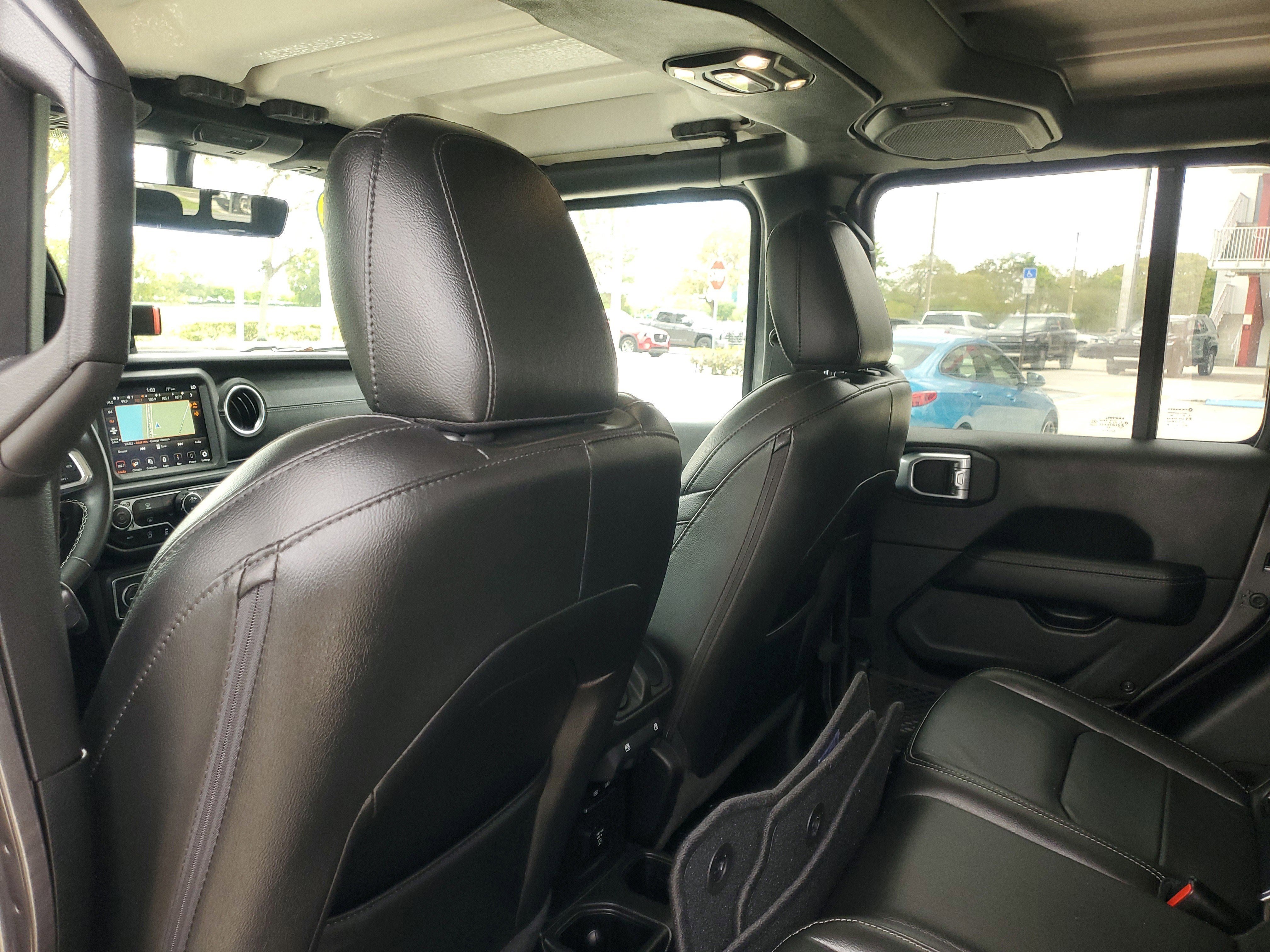 Used 2022 Jeep Gladiator Overland w/ Popular Equipment Package image 11