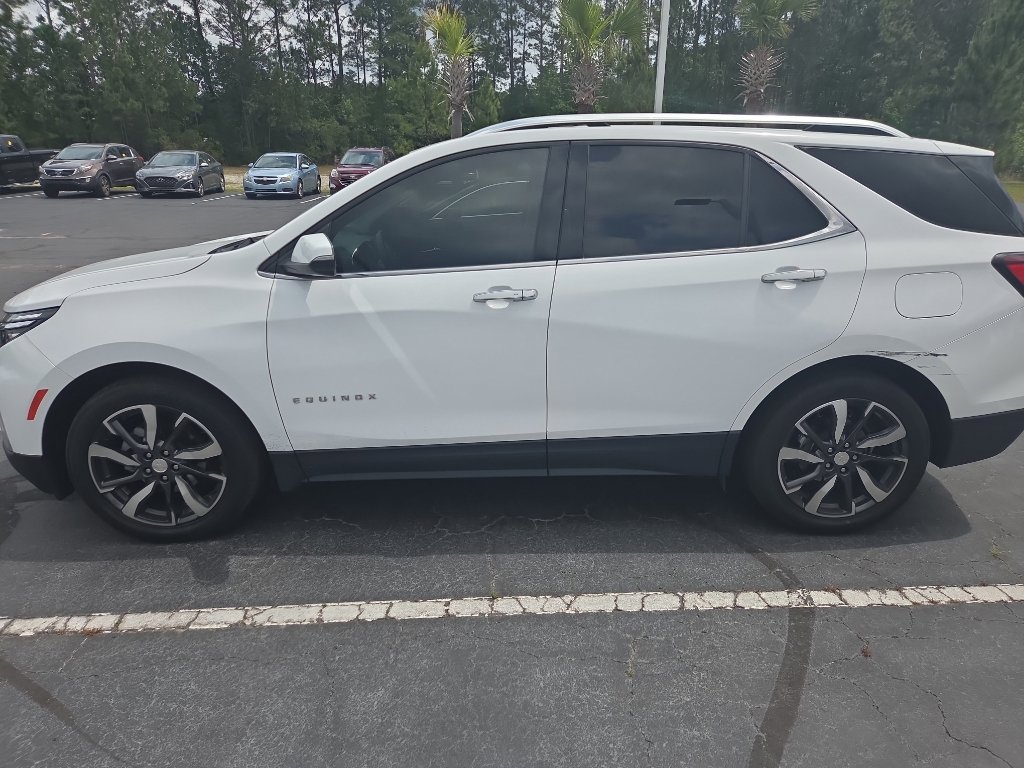 Used 2023 Chevrolet Equinox Premier FWD image 3
