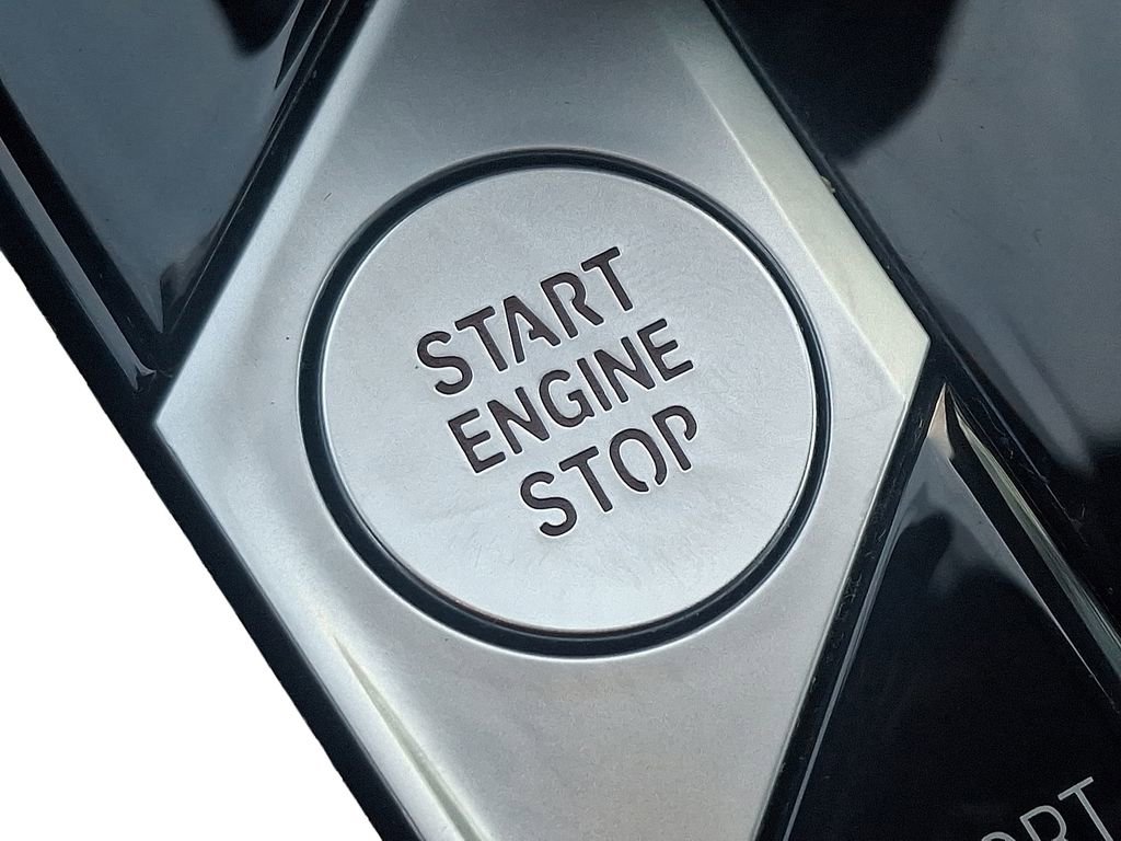 Certified 2022 BMW X5 xDrive40i w/ M Sport Package image 25