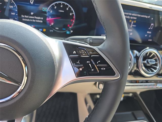 New 2026 Mercedes-Benz GLB 250 4MATIC image 31