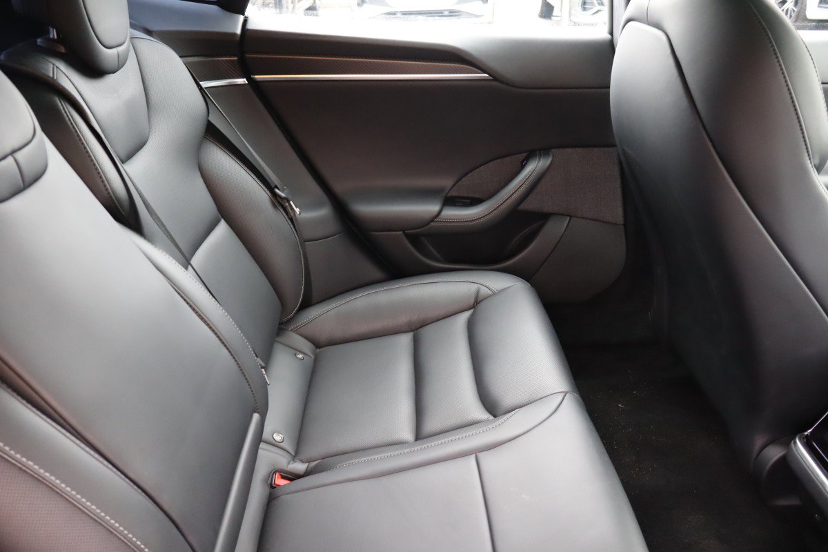 Used 2021 Tesla Model S Plaid image 16