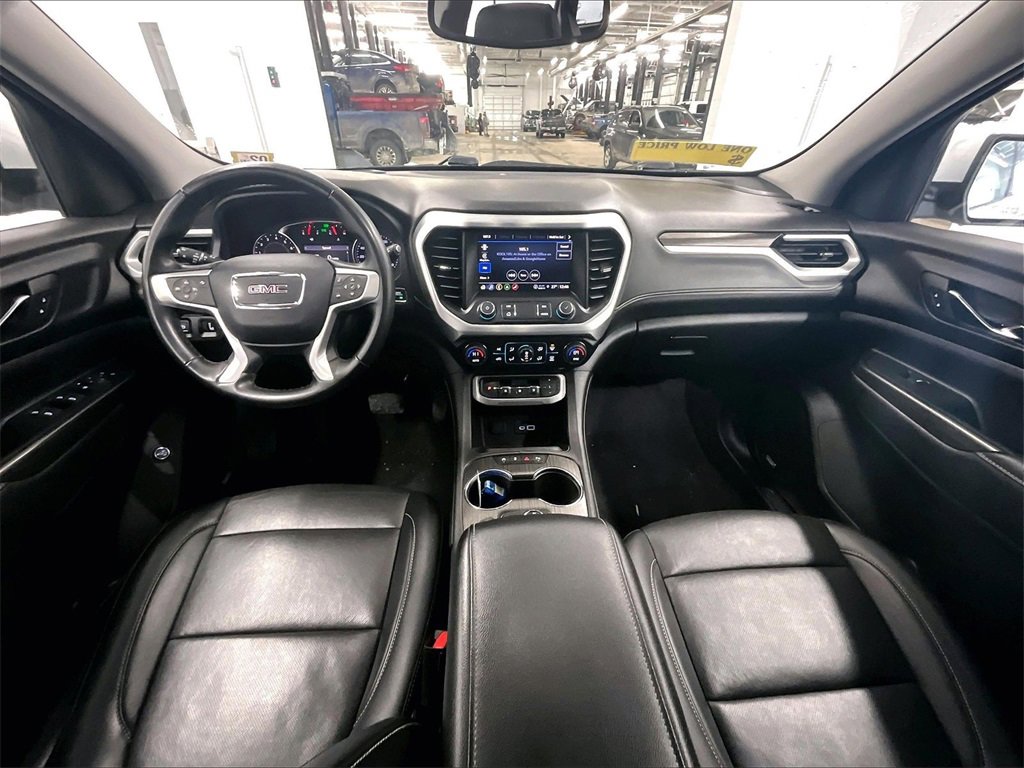 Used 2023 GMC Acadia SLT image 22