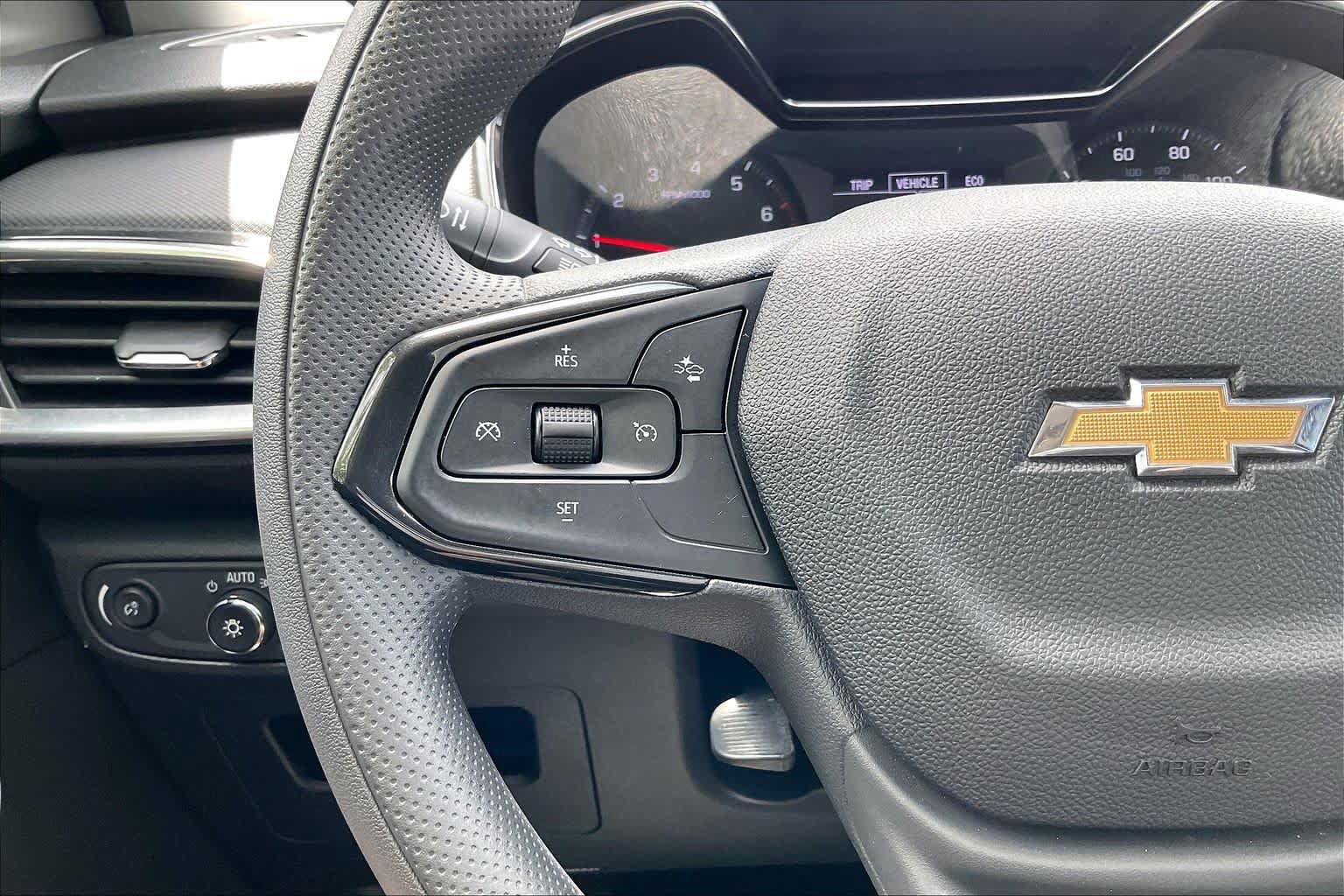 Used 2023 Chevrolet TrailBlazer LT w/ Convenience Package FWD image 18