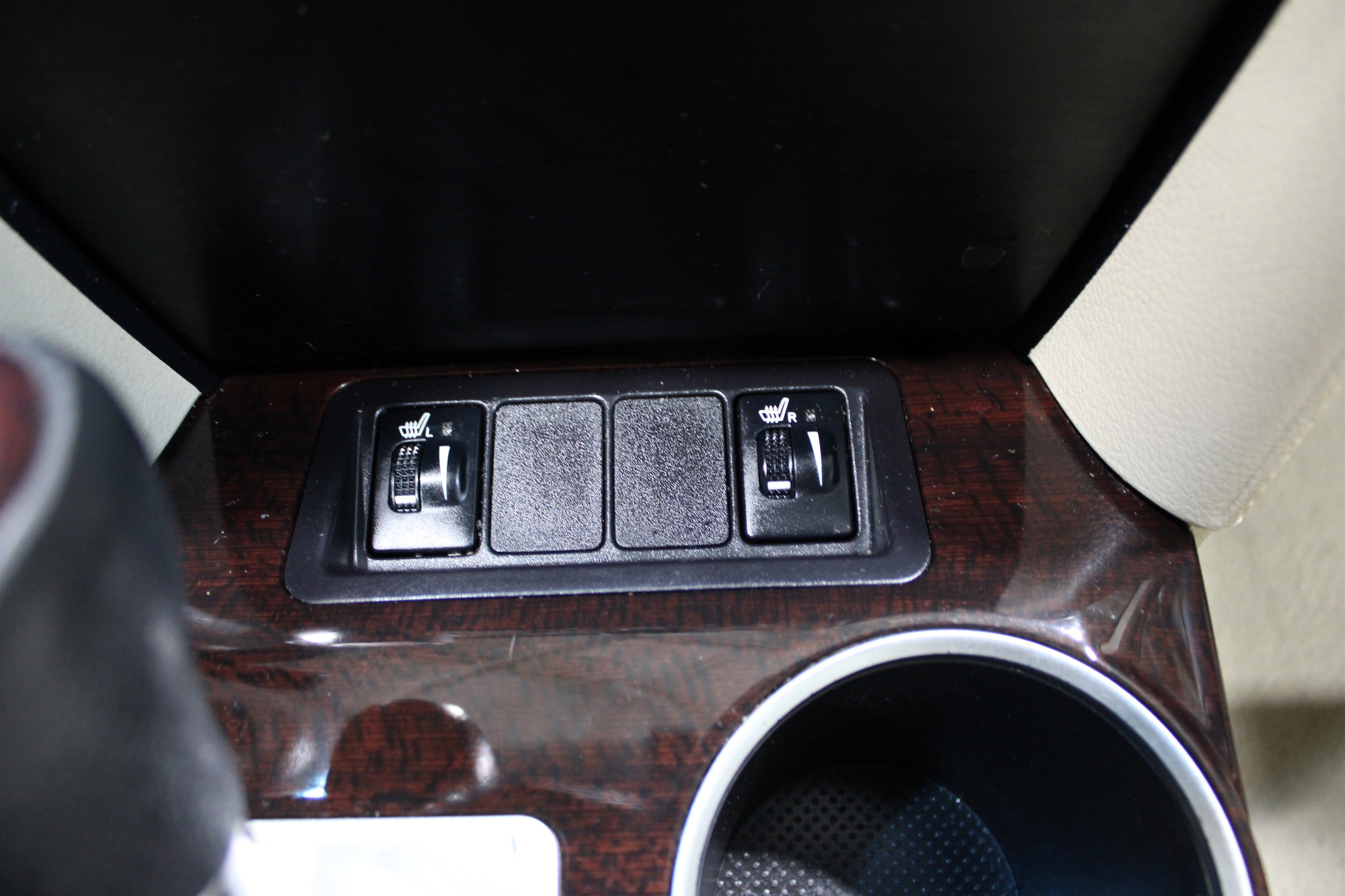 Used 2014 Toyota Camry SE image 15