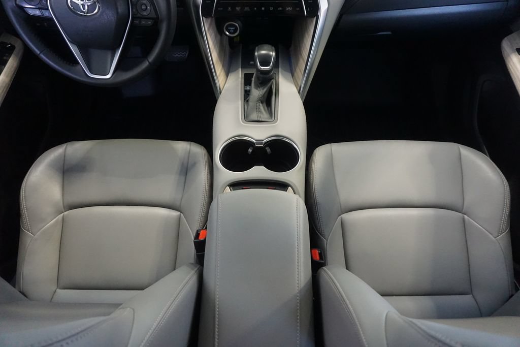 Certified 2024 Toyota Venza XLE AWD/4WD image 29