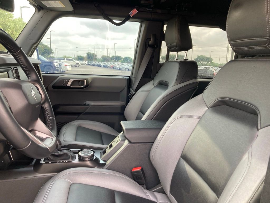 Used 2023 Ford Bronco Big Bend w/ Sasquatch Package image 10