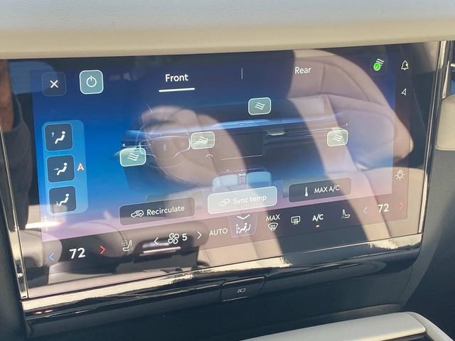 New 2025 Lincoln Navigator Reserve AWD/4WD image 23