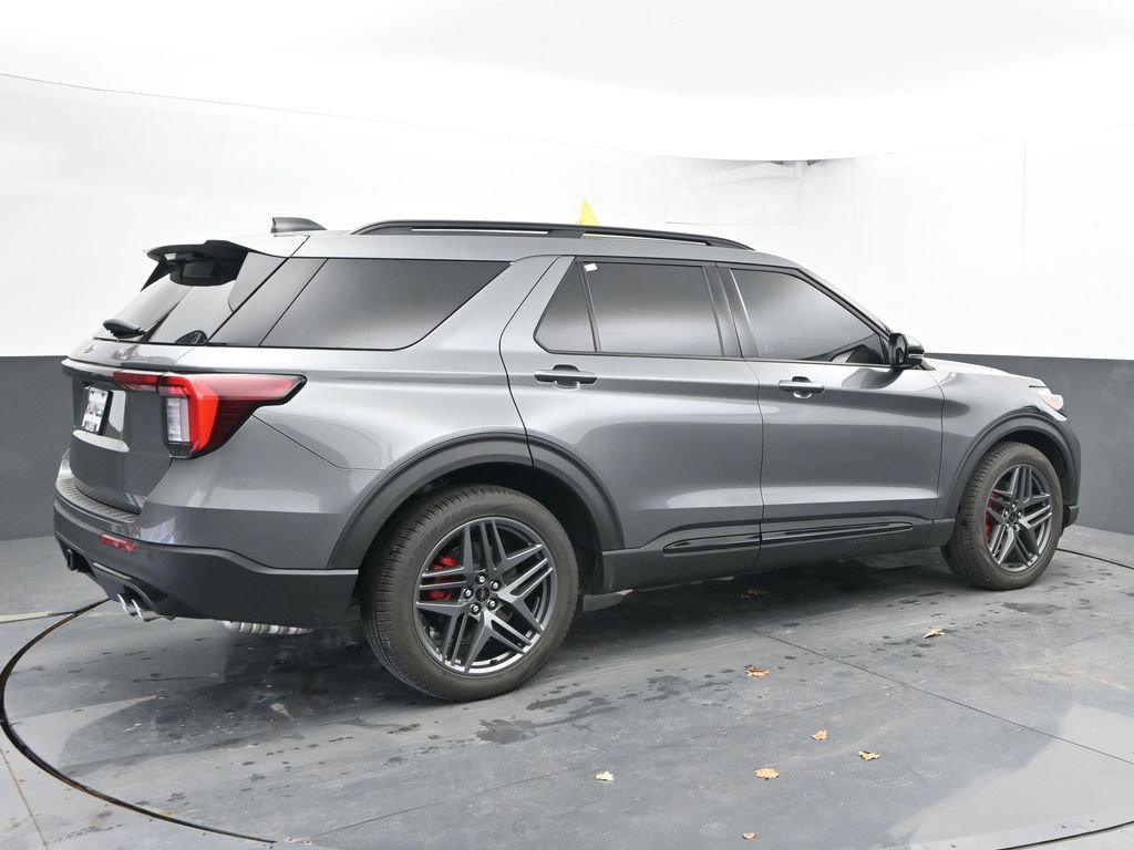 Used 2025 Ford Explorer ST w/ Sun And Sound Package image 11