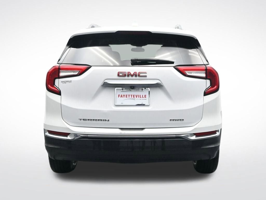 Used 2024 GMC Terrain SLT image 7