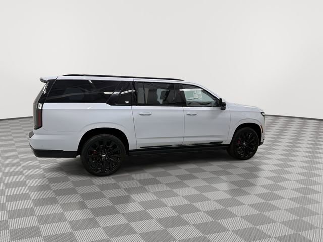 New 2026 Cadillac Escalade ESV Platinum Sport w/ LPO, ONYX Package image 11