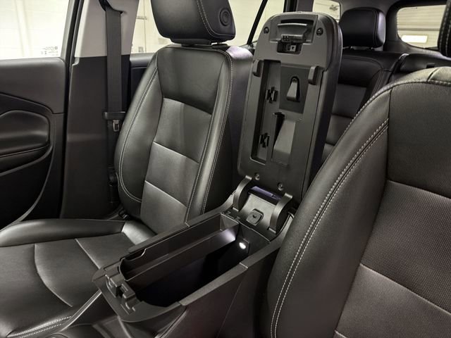 Certified 2024 GMC Terrain SLT w/ Infotainment Package II image 25