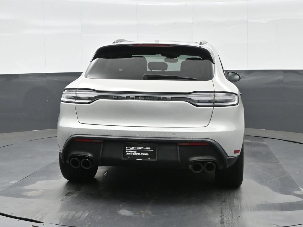 Certified 2023 Porsche Macan Turbo AWD/4WD image 4