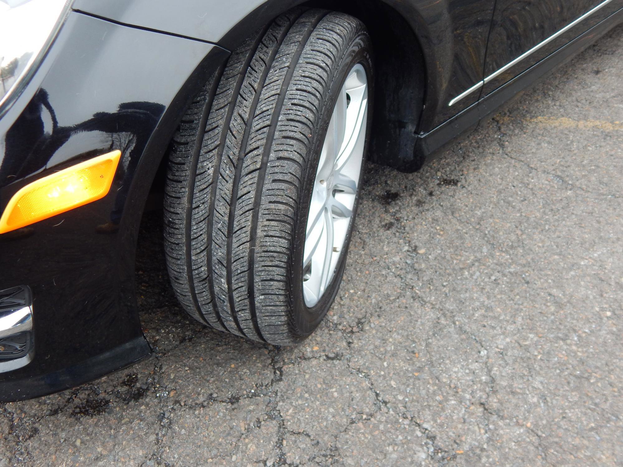 Used 2014 Mercedes-Benz C 300 SEDAN 4-DR image 22