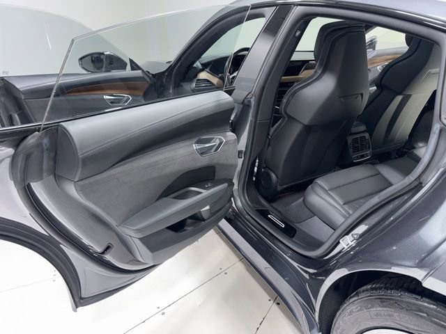 Used 2022 Audi e-tron GT Prestige w/ Prestige Package image 23