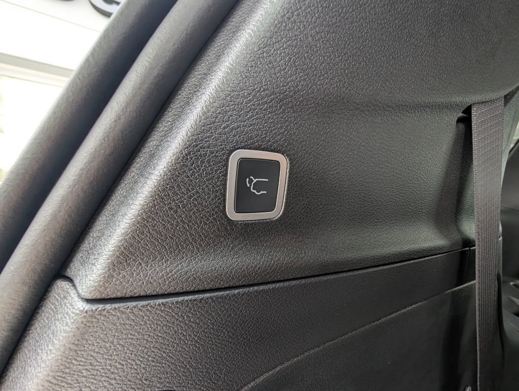 New 2026 Chrysler Pacifica Limited w/ S Appearance Package image 45