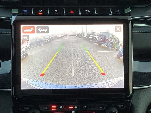 New 2024 Jeep Grand Cherokee Trailhawk w/ Advanced Protech Group II AWD/4WD image 15