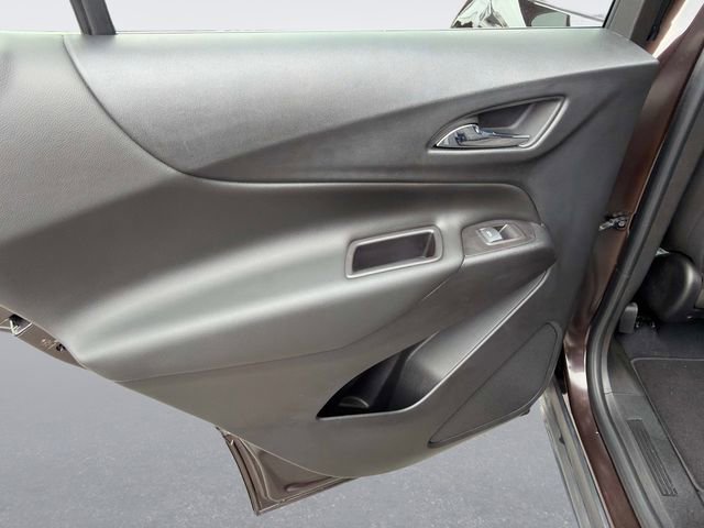 Used 2020 Chevrolet Equinox LT FWD image 14