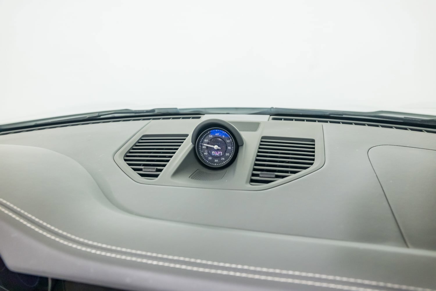 Used 2022 Porsche 911 Carrera RWD image 36