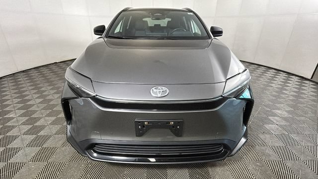 Used 2023 Toyota bZ4X AWD image 8