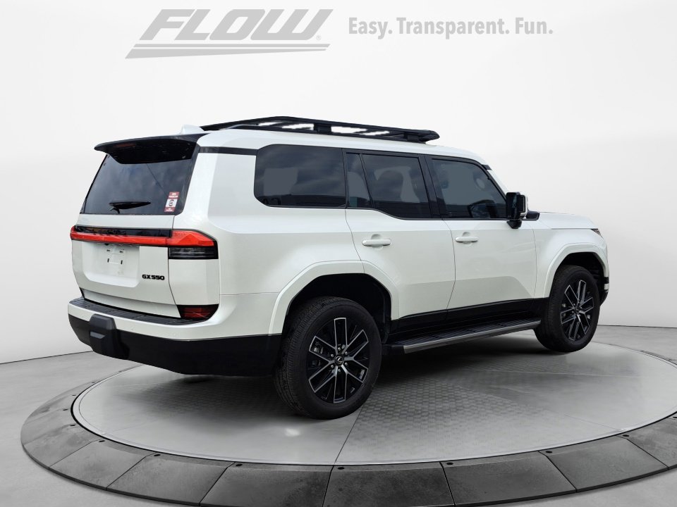 Used 2024 Lexus GX 550 image 9