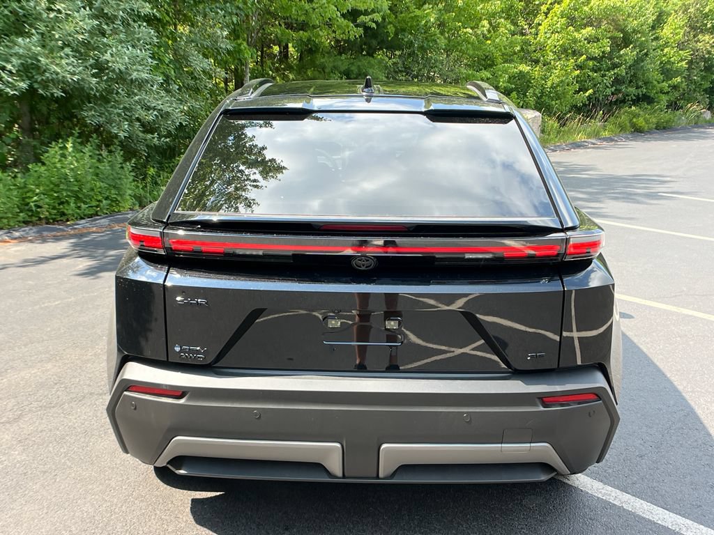 New 2026 Toyota C-HR AWD/4WD image 4