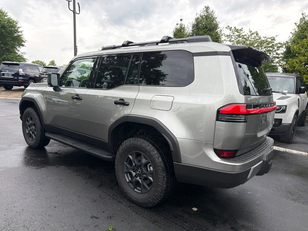 Used 2026 Lexus GX 550 AWD/4WD image 4
