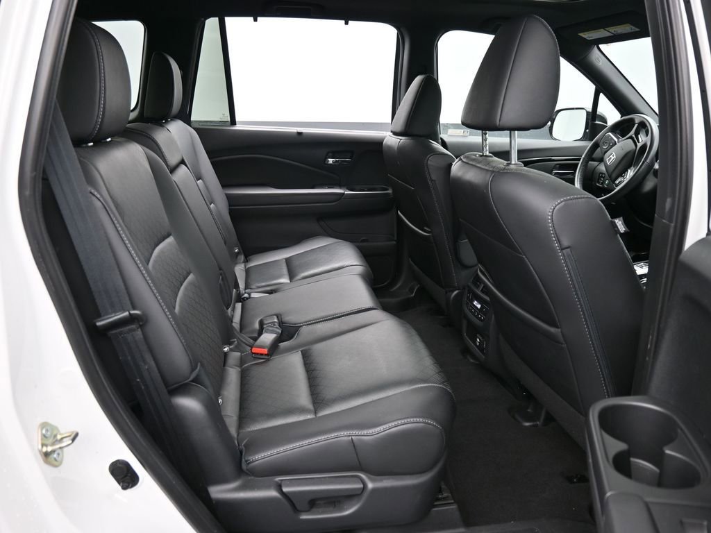 Certified 2020 Honda Passport Elite image 39
