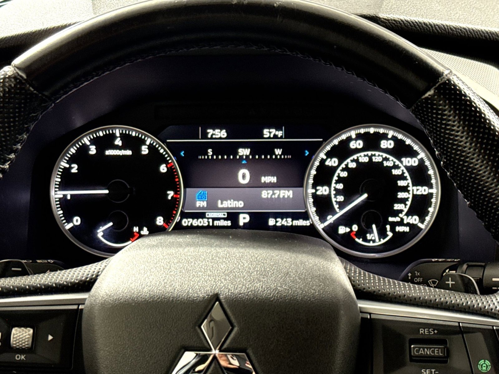 Used 2022 Mitsubishi Outlander SE AWD/4WD image 17