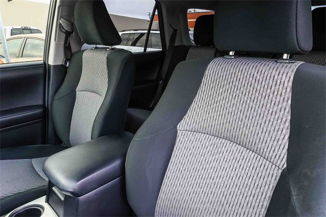 Used 2018 Toyota 4Runner SR5 image 27