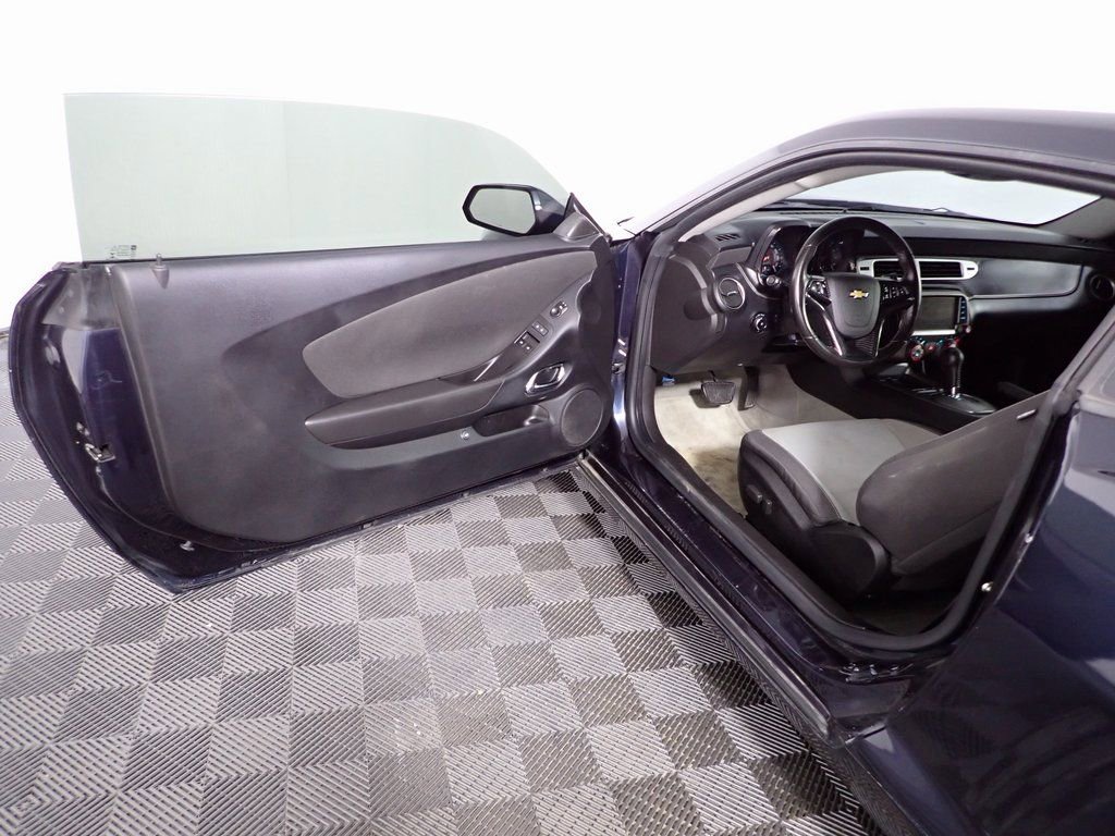 Used 2013 Chevrolet Camaro LT w/ Rear Vision Package image 15