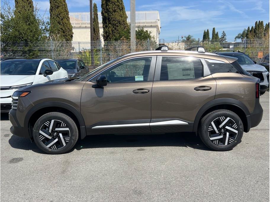 New 2027 Nissan Kicks SV FWD image 7