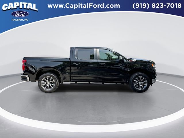 Used 2022 Chevrolet Silverado 1500 LT w/ Z71 Off-Road Package image 9