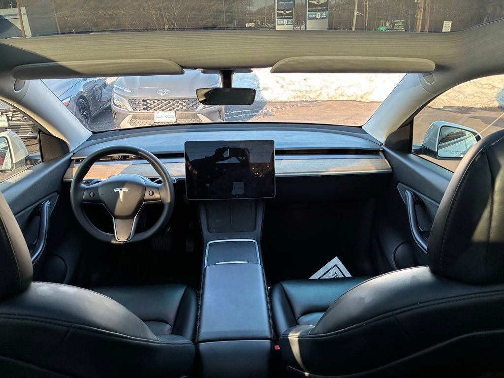 Used 2021 Tesla Model Y Long Range image 17