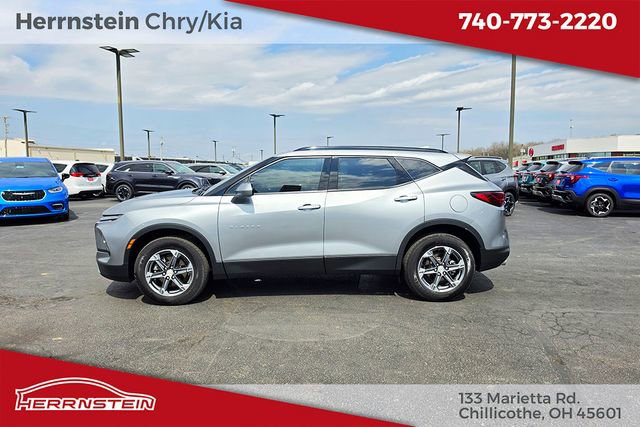 Used 2023 Chevrolet Blazer LT w/ Convenience Package AWD/4WD image 4