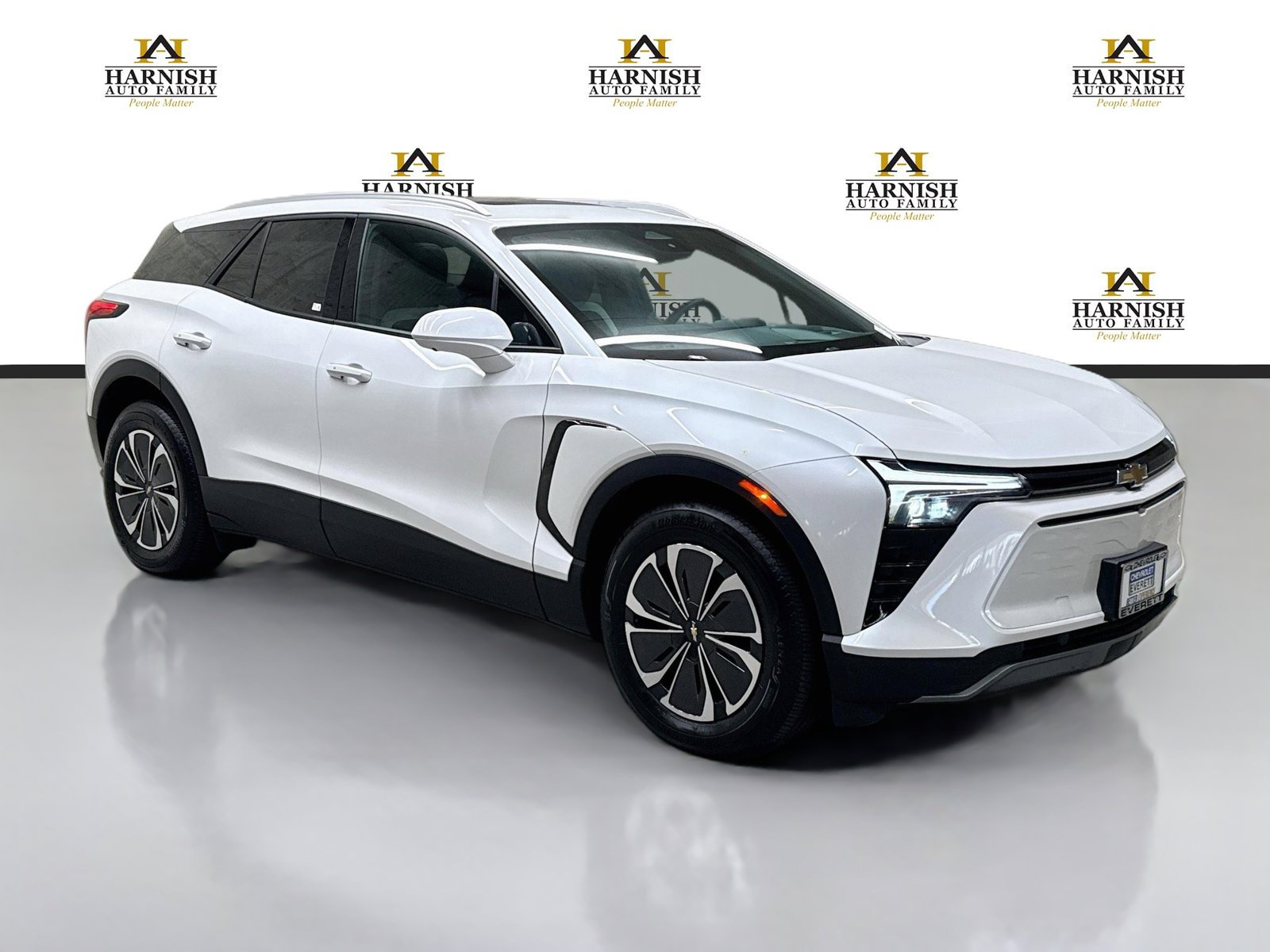 Used 2024 Chevrolet Blazer EV LT AWD/4WD image 3