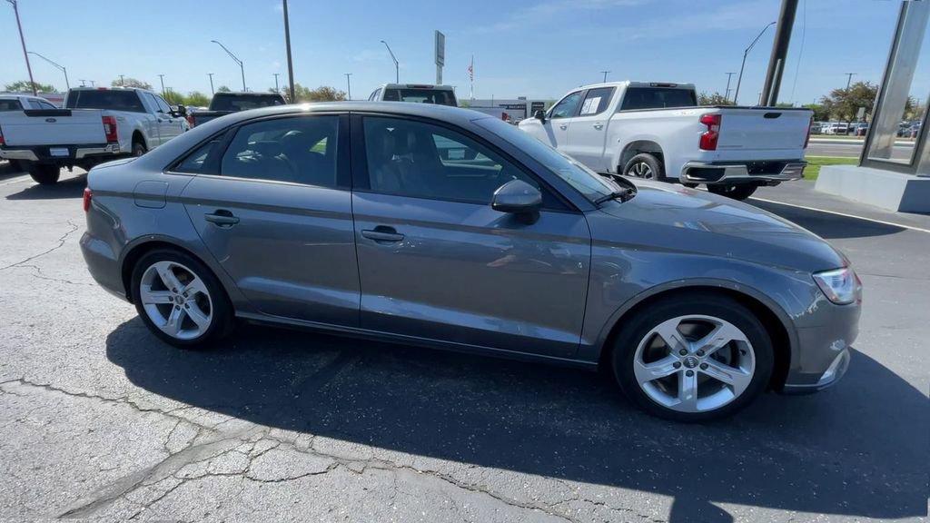 Used 2018 Audi A3 2.0T Premium AWD/4WD image 3