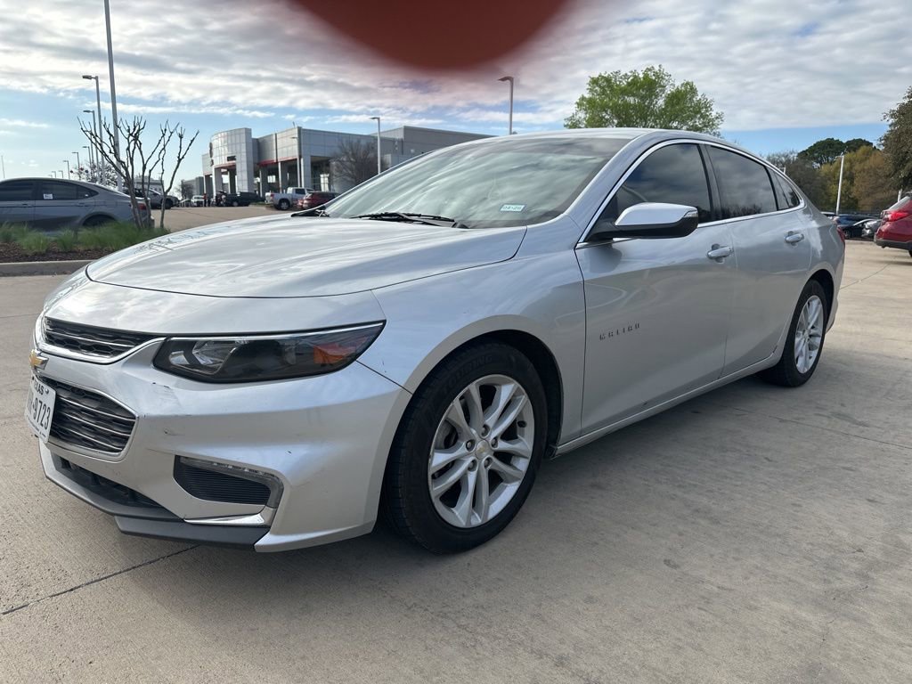 Used 2017 Chevrolet Malibu LT image 8